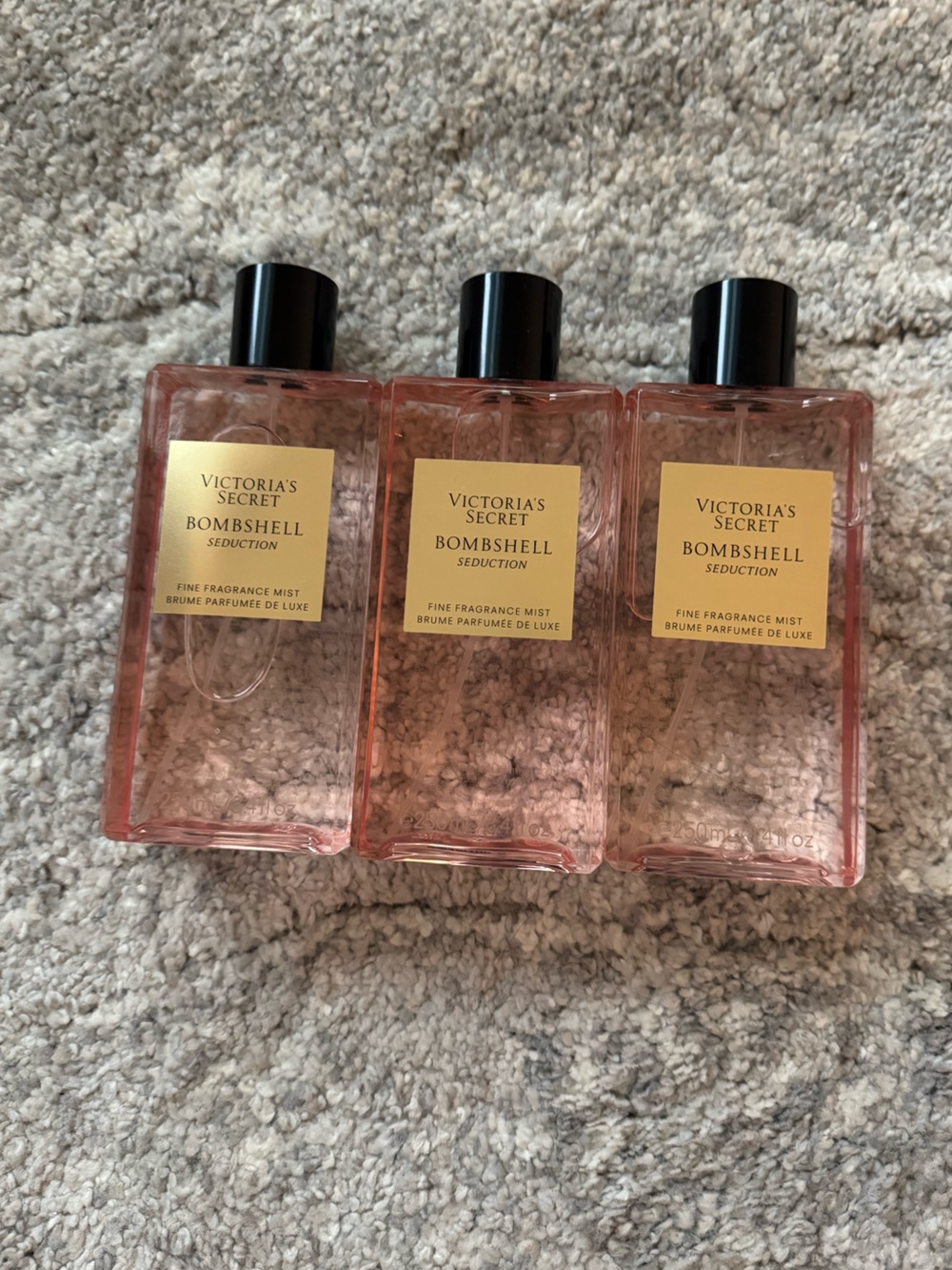 Victoria Secret- bombshell seduction fine fragrance mist